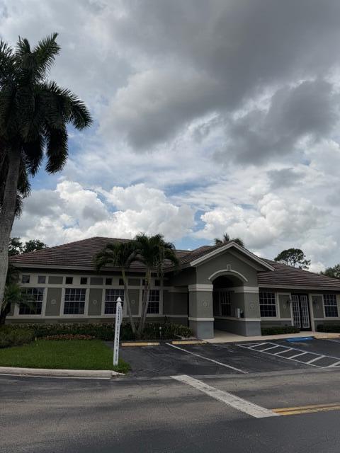 Palm Aire Oaks Course Est - Residential