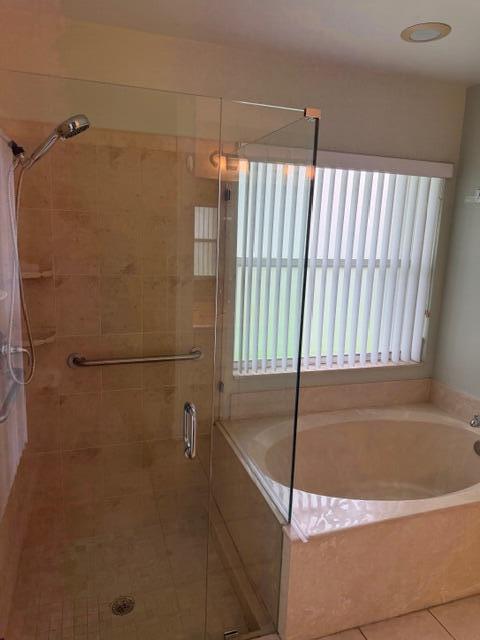 Palm Aire Oaks Course Est - Residential