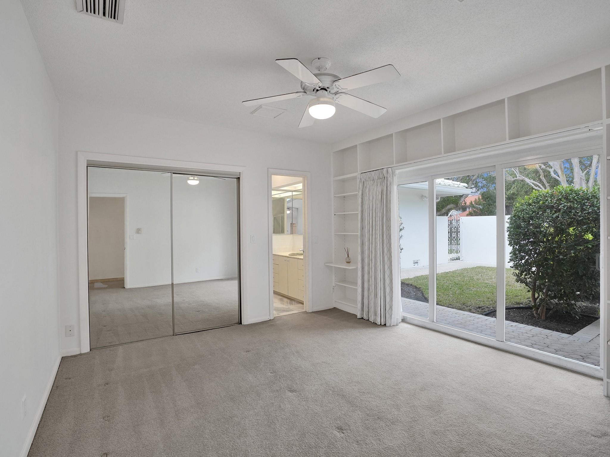 BAY COLONY - Residential