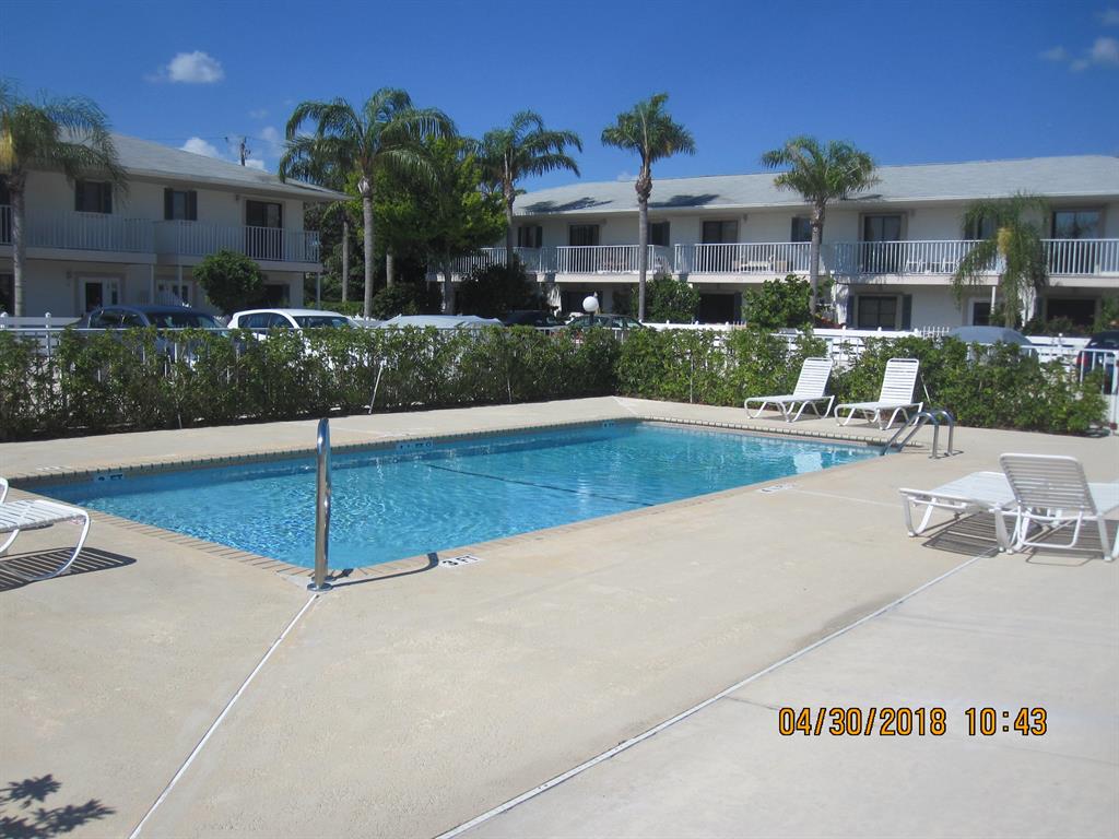 MANGO VILLAS TOWNHOUSE - Residential