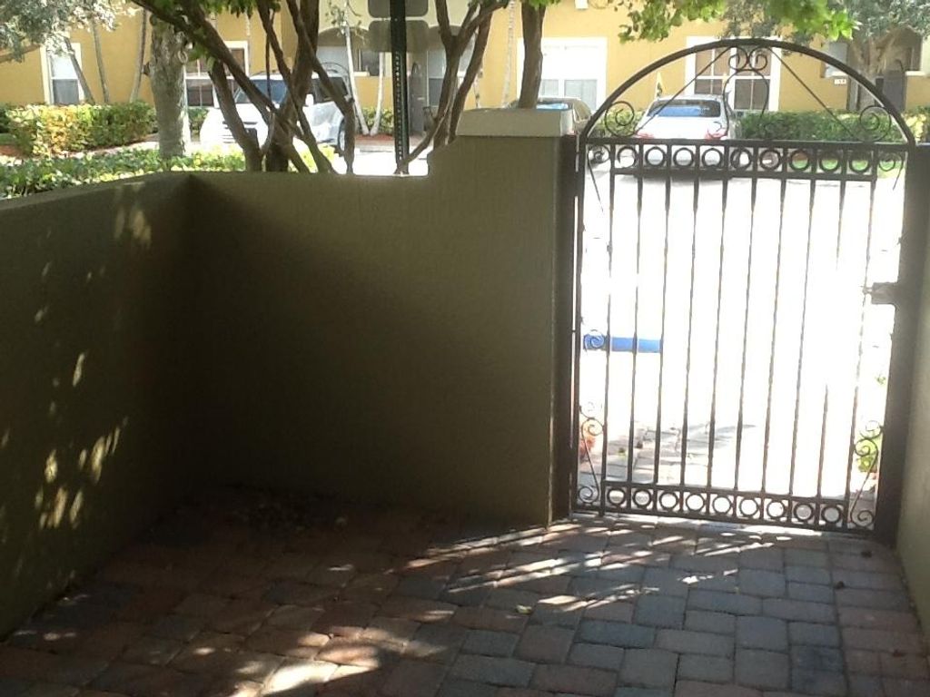 Photo of 101 Lake Monterey Circle, Boynton Beach, FL 33426 (MLS # R10858264)