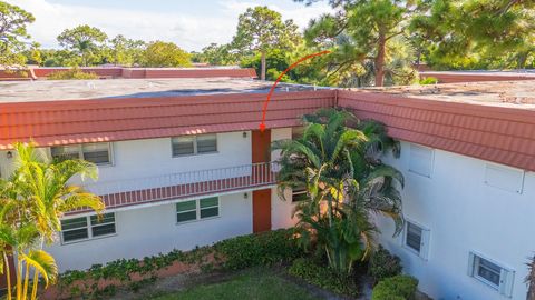 Photo of 2600 SE Ocean Boulevard #Ee14, Stuart, FL 34996 (MLS # R11134800)