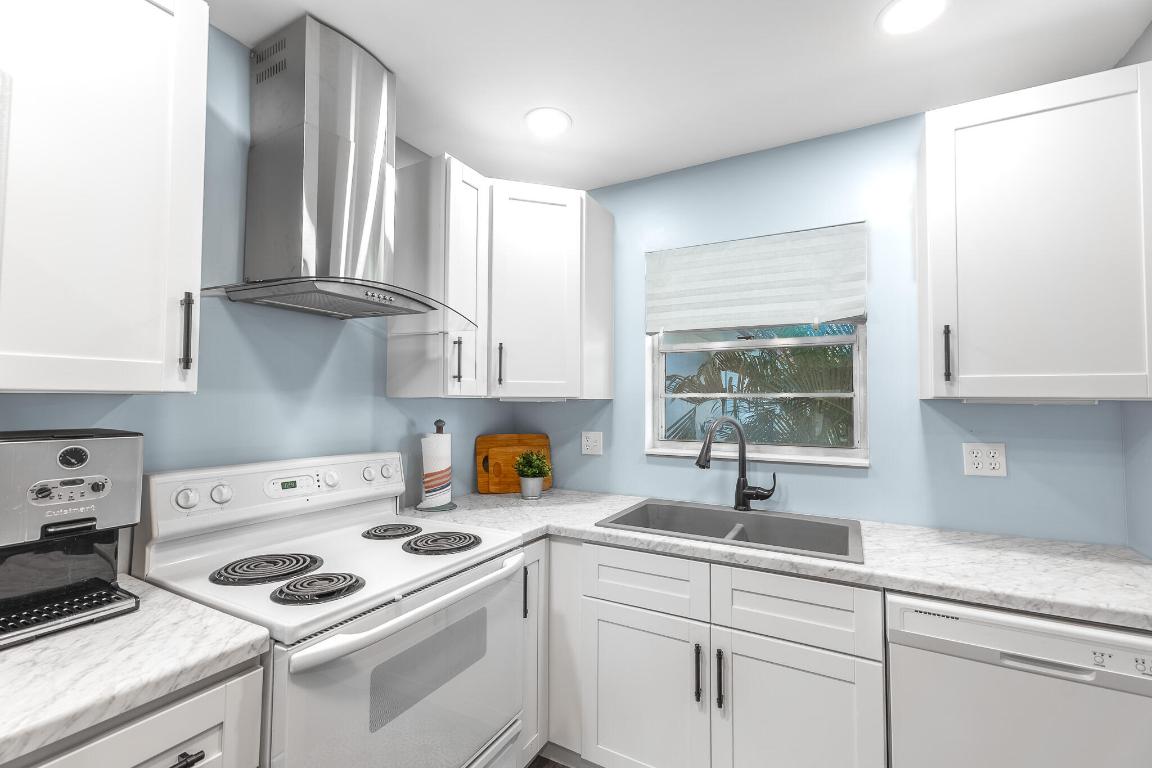 VISTA PINES CONDO - Residential