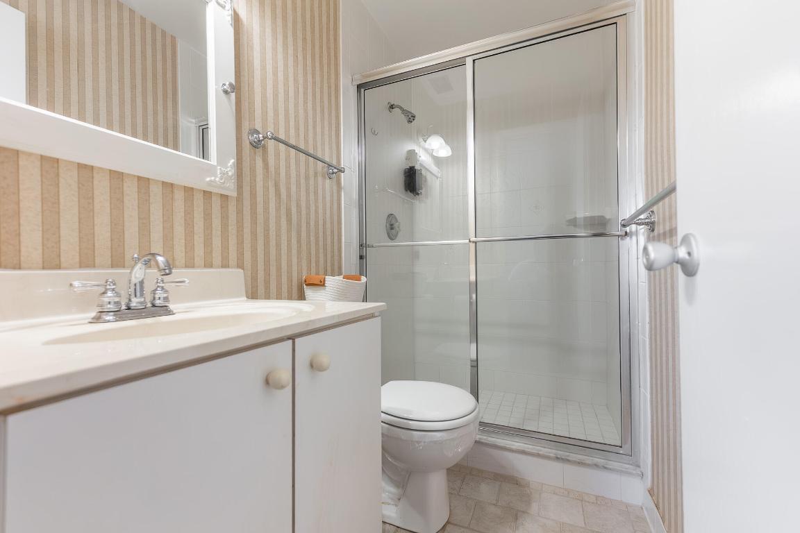 VISTA PINES CONDO - Residential