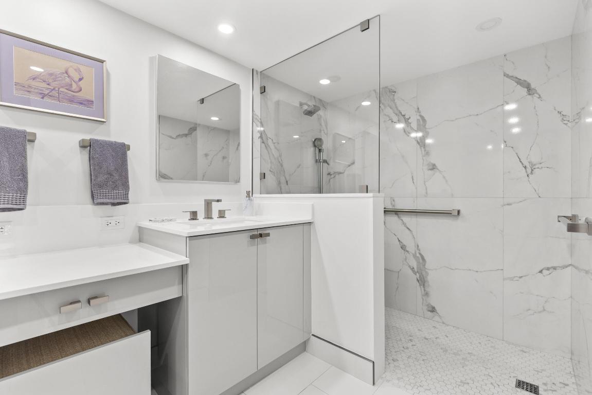 VILLA COSTA CONDO - Residential