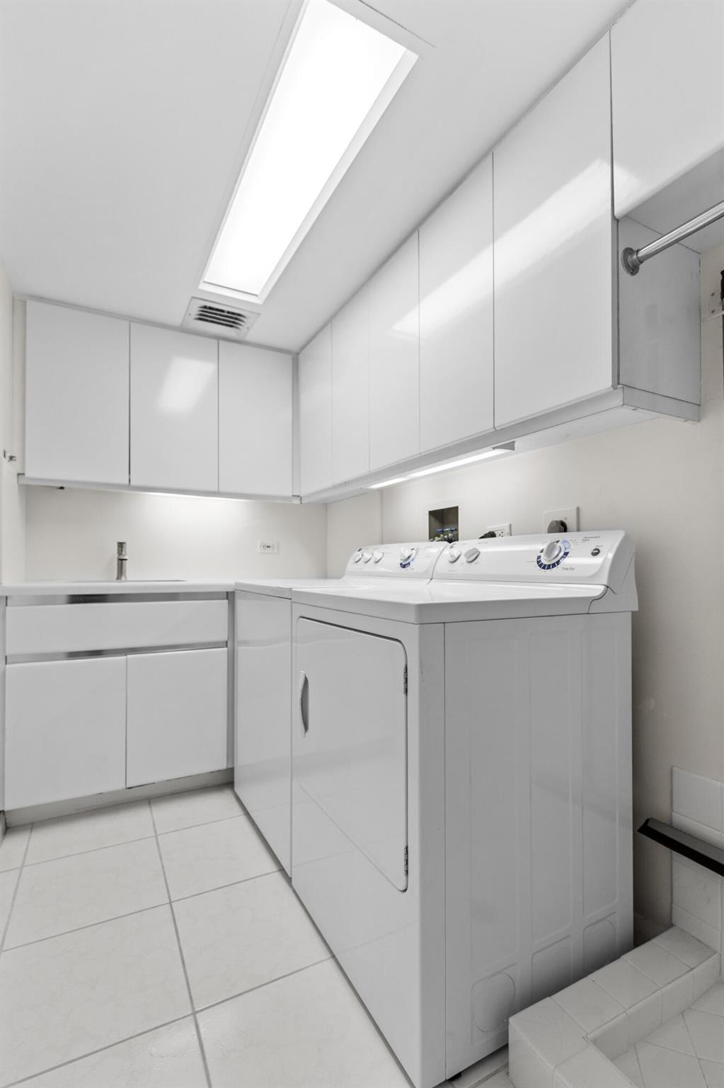 VILLA COSTA CONDO - Residential