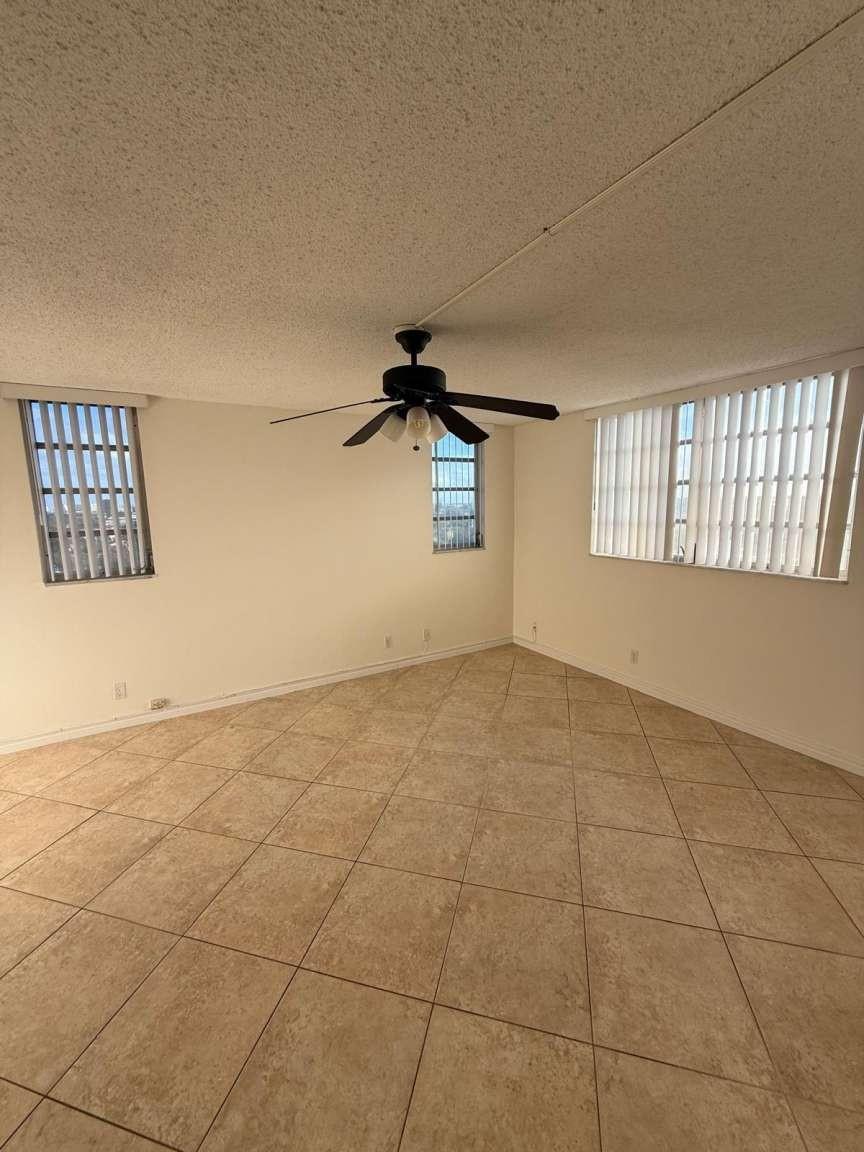 View photos, virtual tours, details... 1811 Jefferson St 810