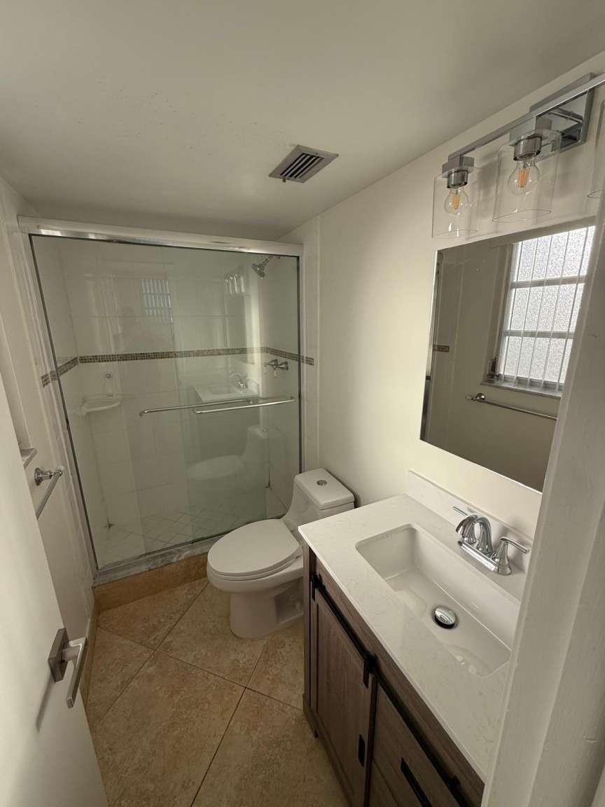 View photos, virtual tours, details... 1811 Jefferson St 810