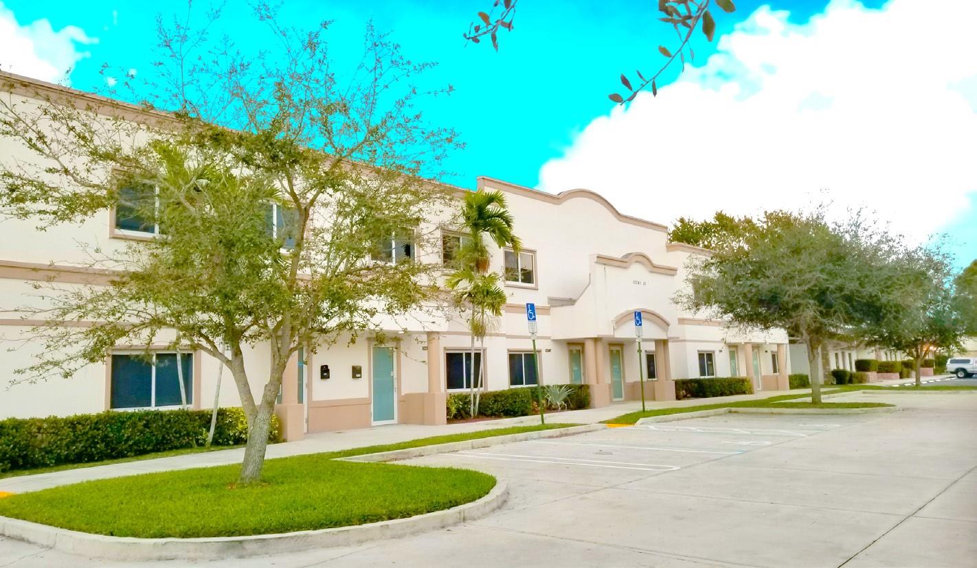 FOR LEASE | AVAILABLE JUNE 2025: The office/warehouse unit located in the highly popular Coral Springs Corporate Park Coral is approximately 1,853 +/- SQFT including a 400 +/- SQFT mezzanine. The property is zoned in a IRD (Industrial, Research, and Development) District. There is one roll up door for receiving and shipping as well as an office area and 1 restroom. Ceiling height is approximately 21 feet. Unit is very close to the Sawgrass Expressway. Contact for more information!