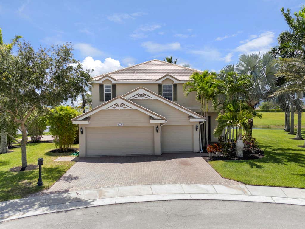 Photo of 11279 SW Glengarry Court, Port Saint Lucie, FL 34987 (MLS # R11103595)