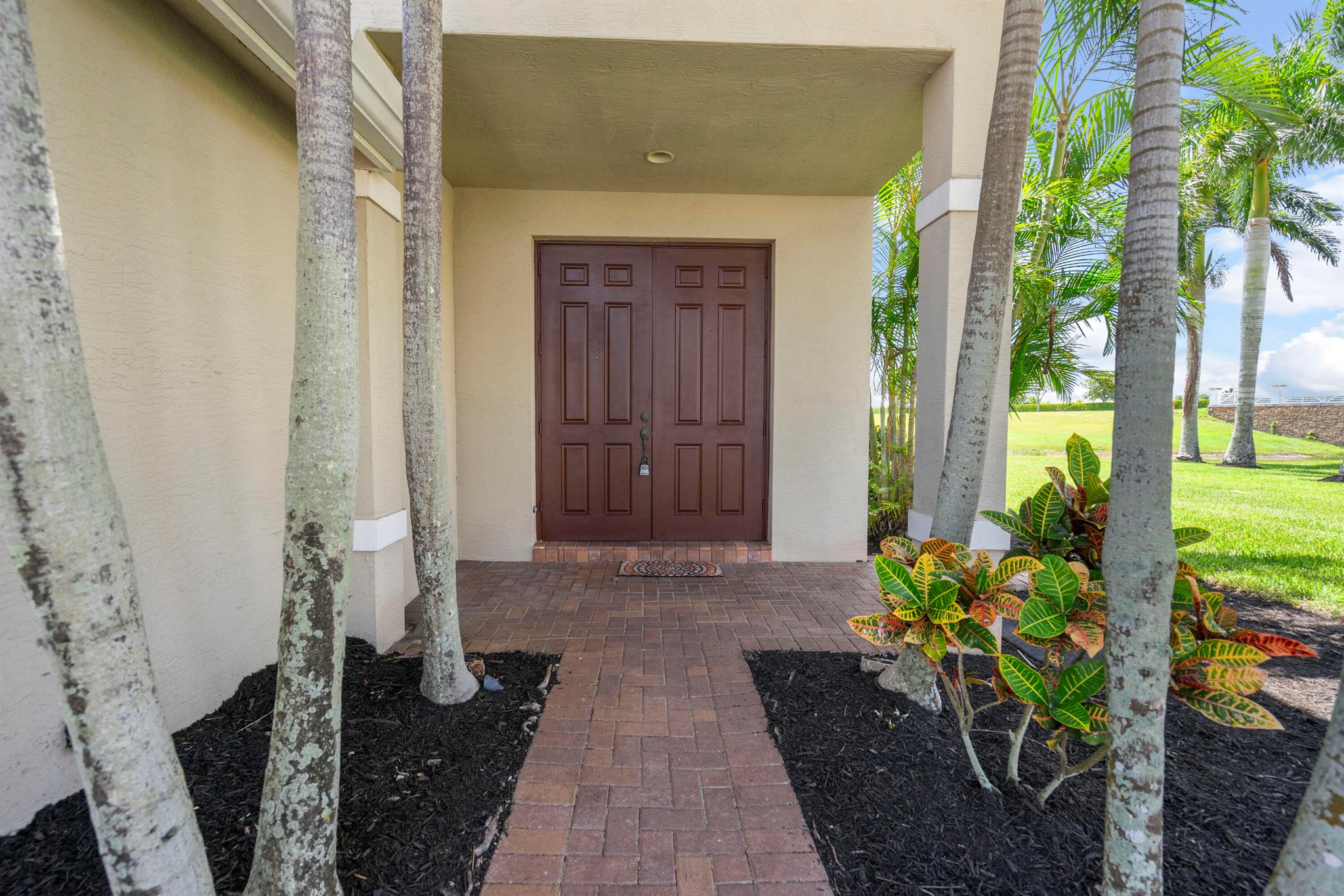 11279 SW Glengarry Court