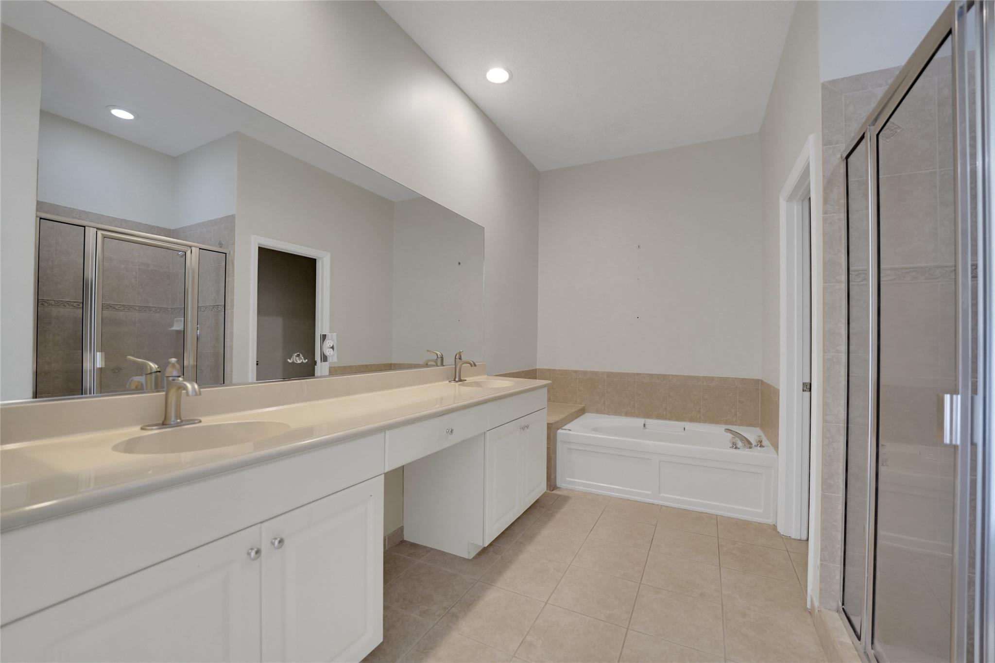 HERON BAY - Residential
