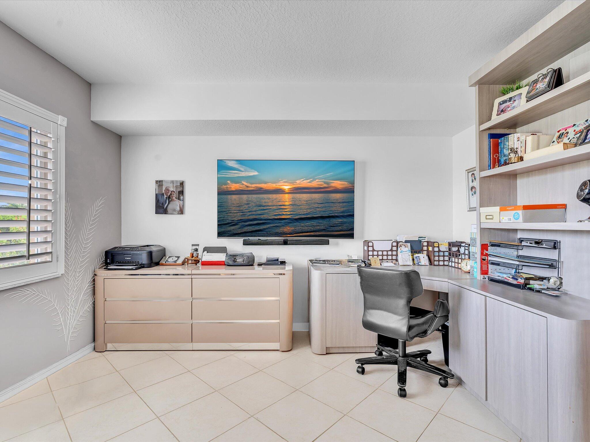 CORAL COVE CONDO - Residential