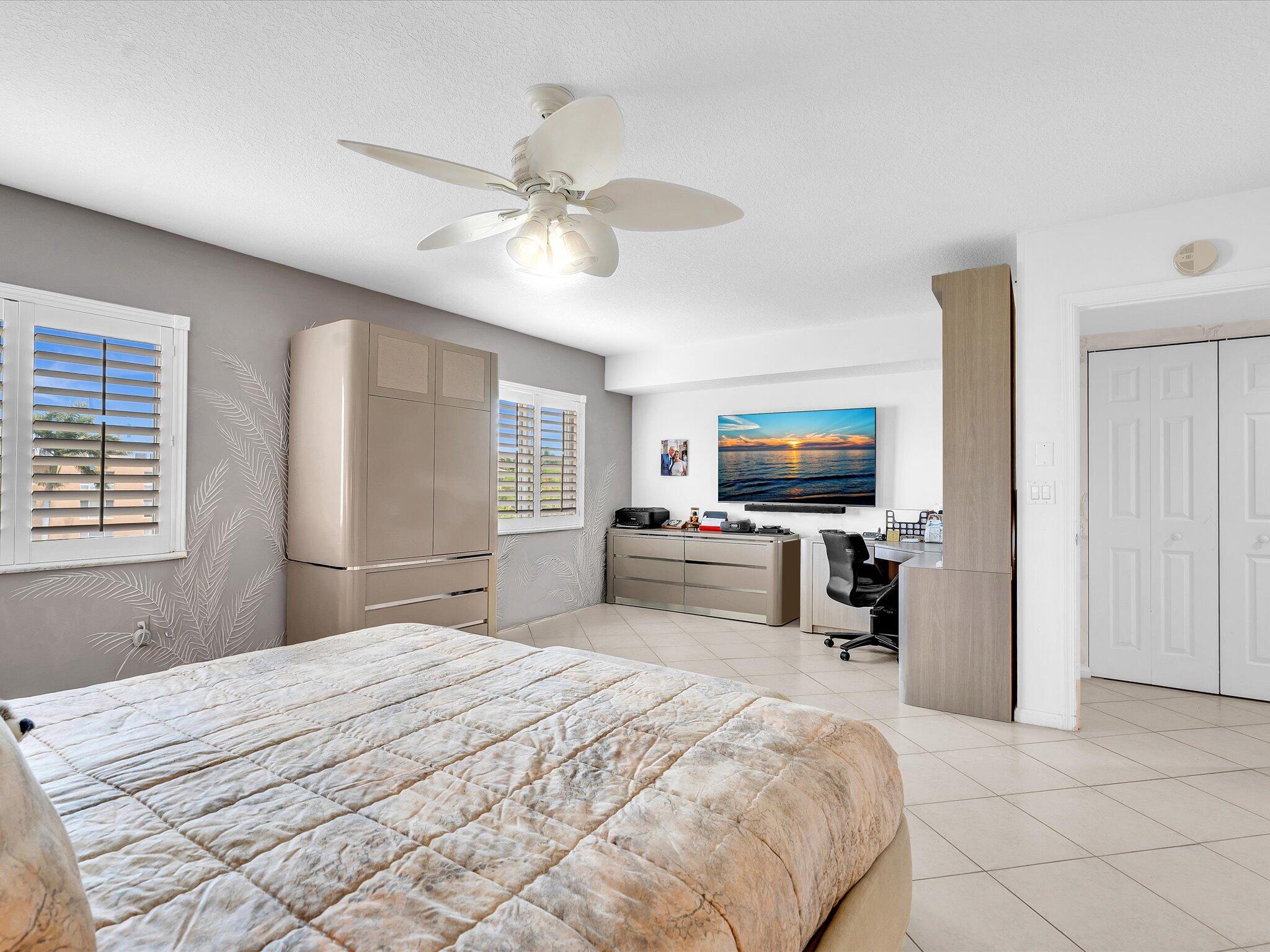 CORAL COVE CONDO - Residential