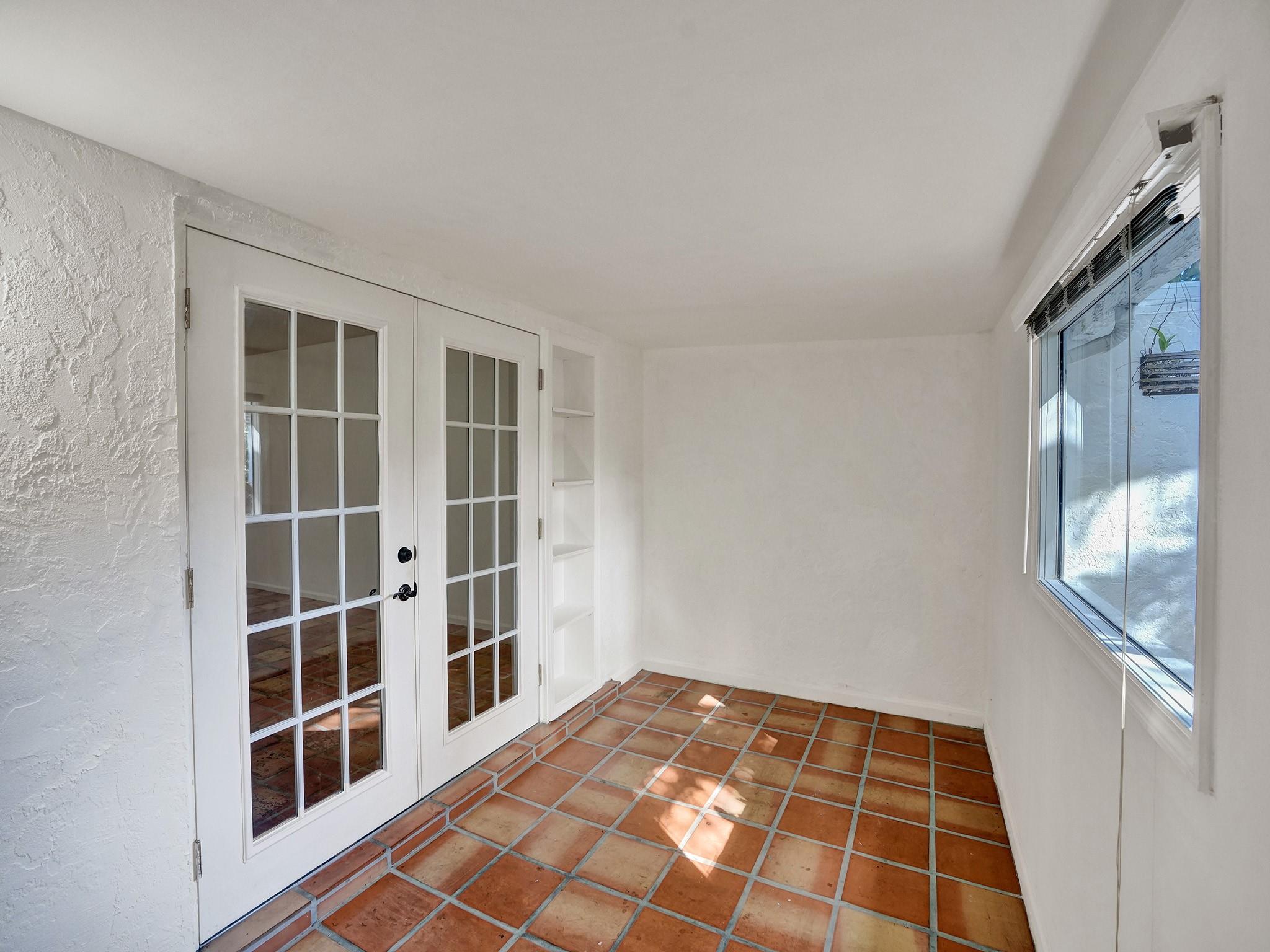 VILLAS OF GOLF VIEW HARBO - Residential