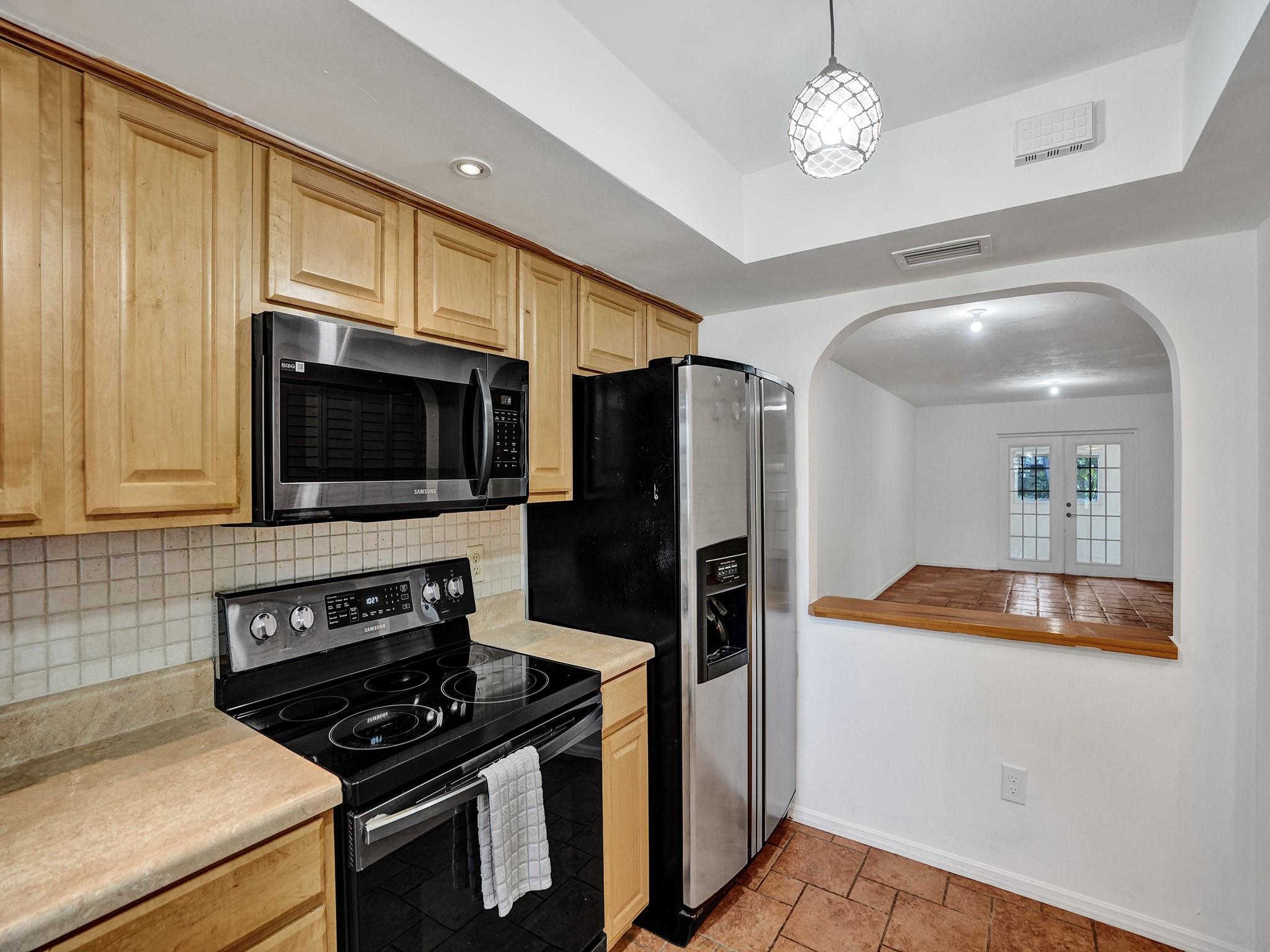 VILLAS OF GOLF VIEW HARBO - Residential