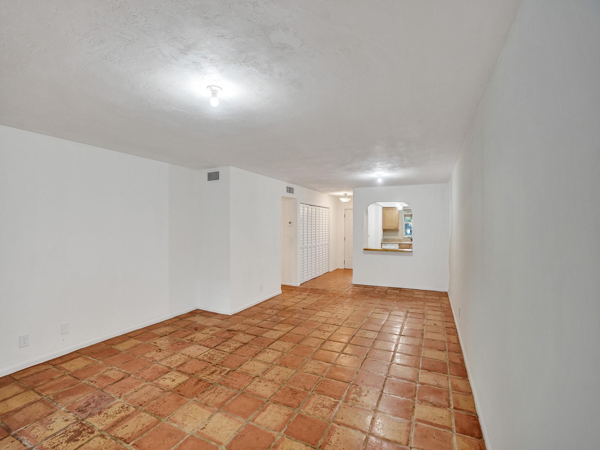 VILLAS OF GOLF VIEW HARBO - Residential