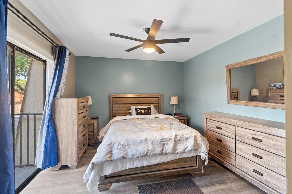 CORAL LAKE - Residential