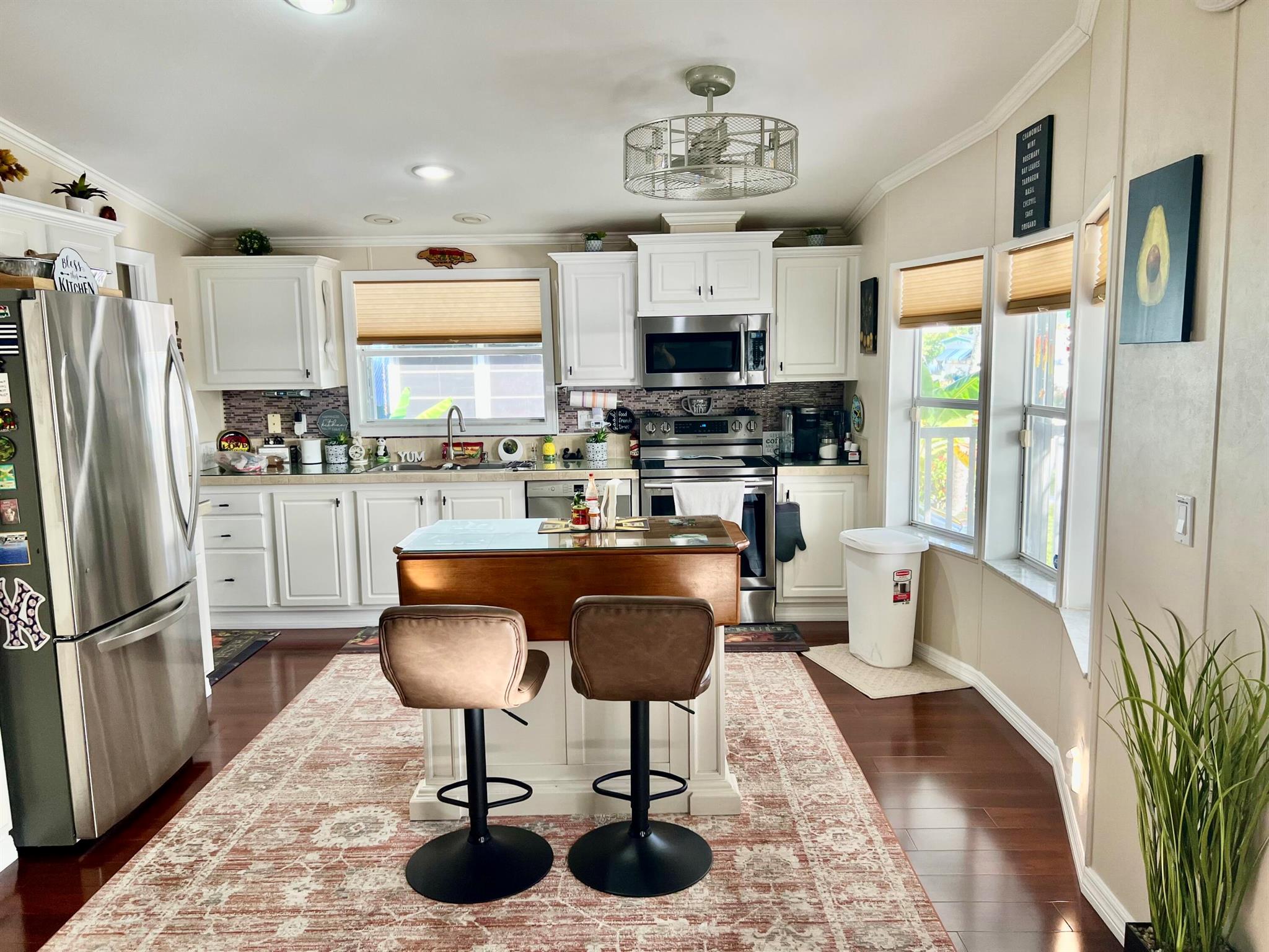 DEERFIELD LAKE - Residential