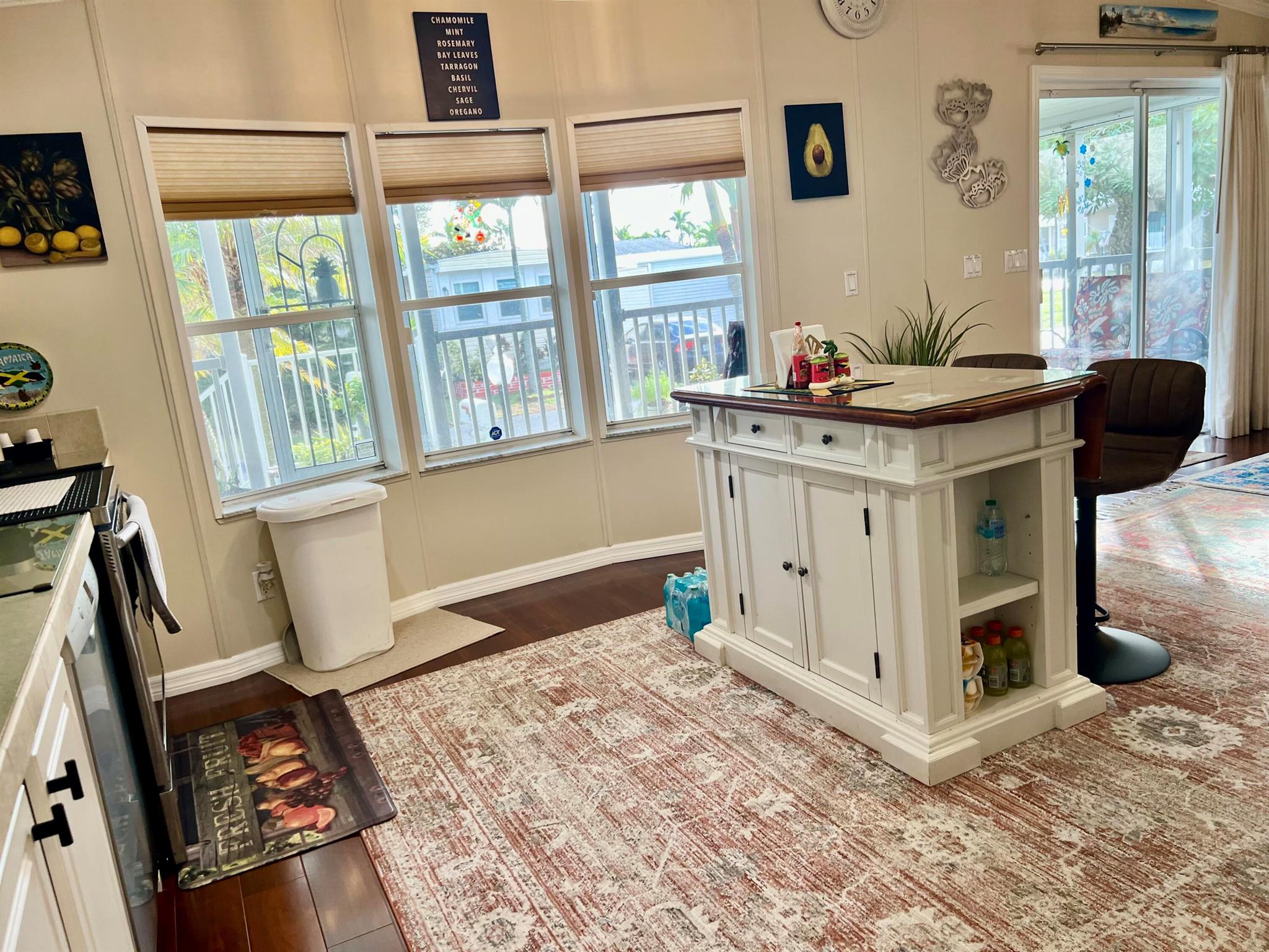 DEERFIELD LAKE - Residential