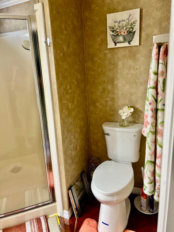 DEERFIELD LAKE - Residential