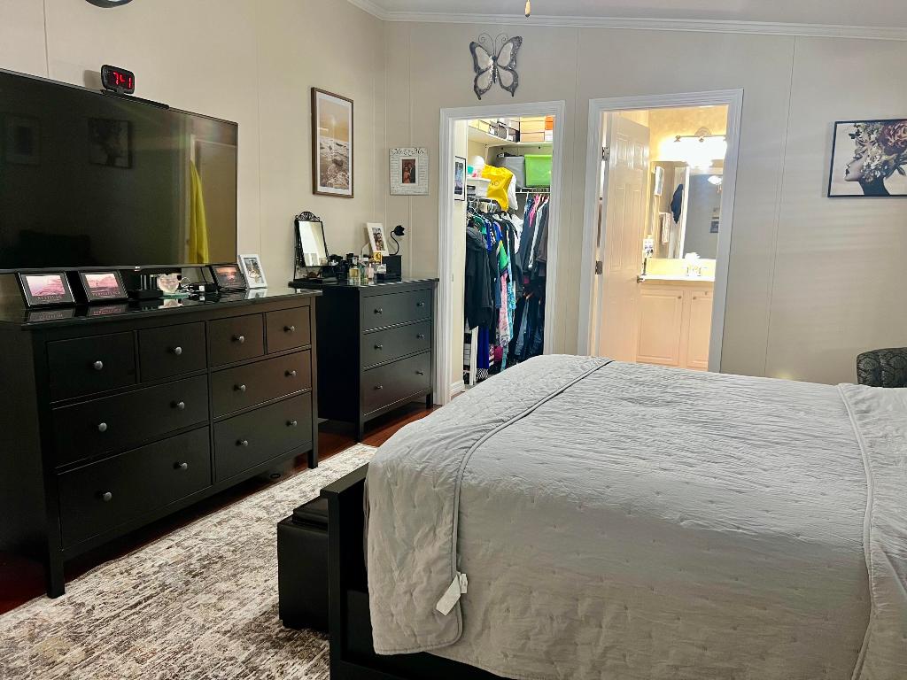 DEERFIELD LAKE - Residential