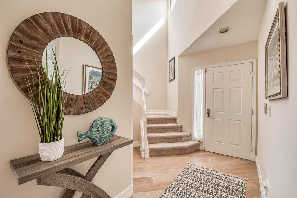 Photo of 779 Windermere Way, Palm Beach Gardens, FL 33418 (MLS # B26014593)