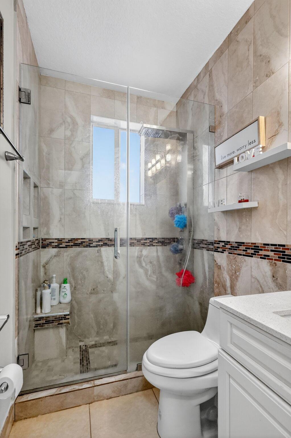 SPANISH LAKES 2ND ADDN - Residential