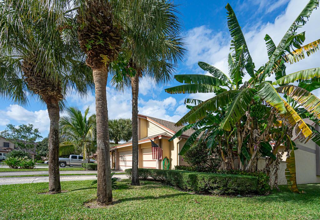 Photo of 1012 Landings Boulevard, Greenacres, FL 33413 (MLS # R11011348)
