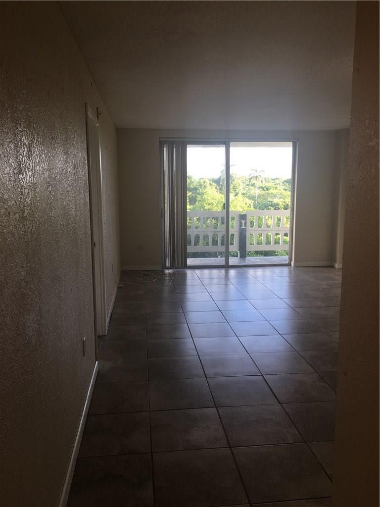 15600 NW 7th Avenue 421