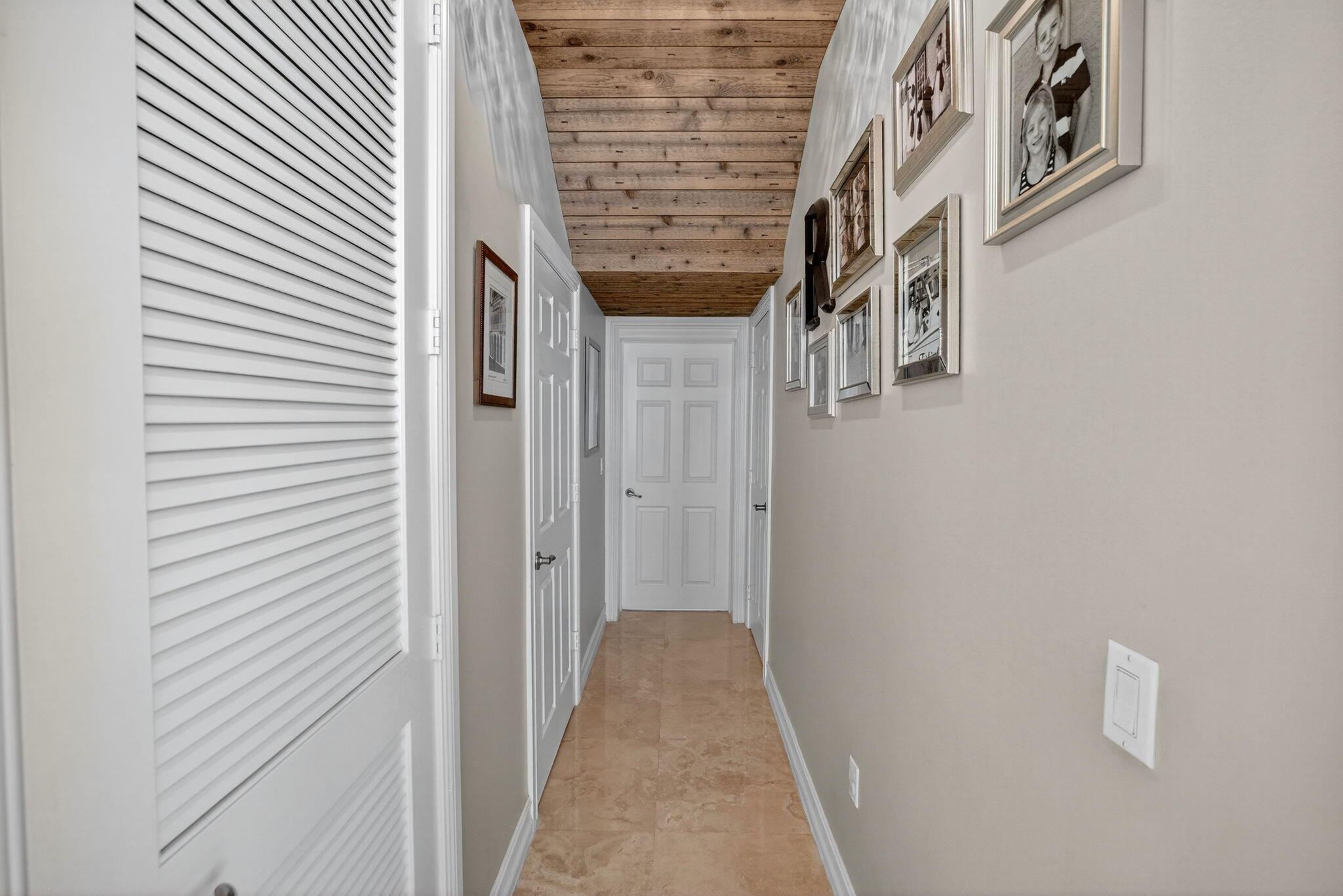 RIO VISTA C J HECTORS RES - Residential Lease