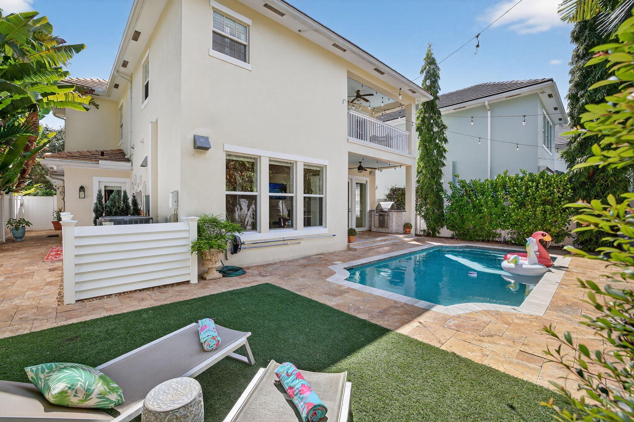 RIO VISTA C J HECTORS RES - Residential Lease