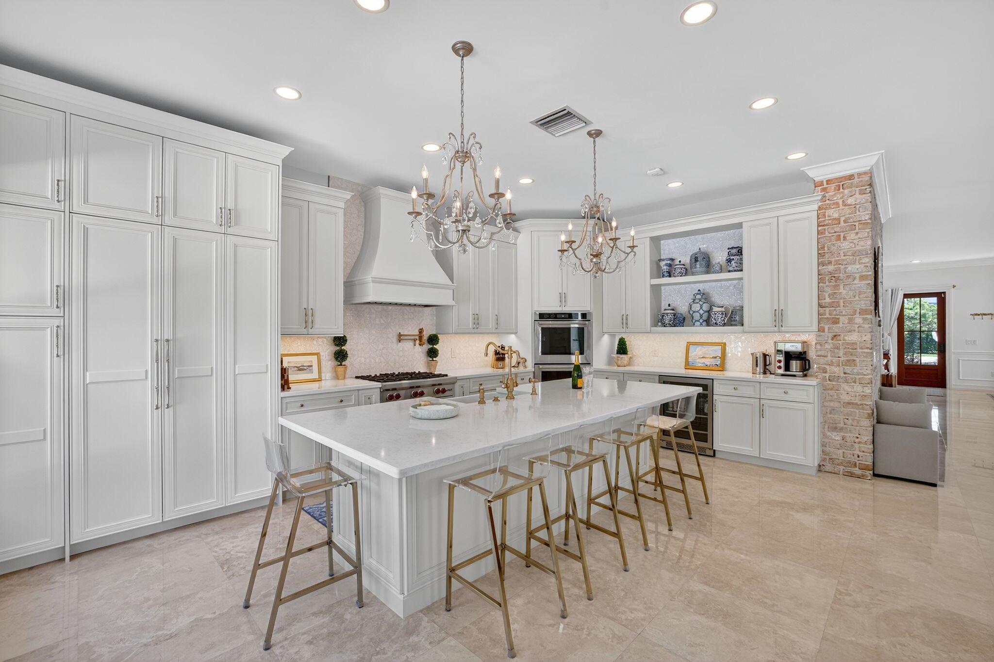 RIO VISTA C J HECTORS RES - Residential Lease