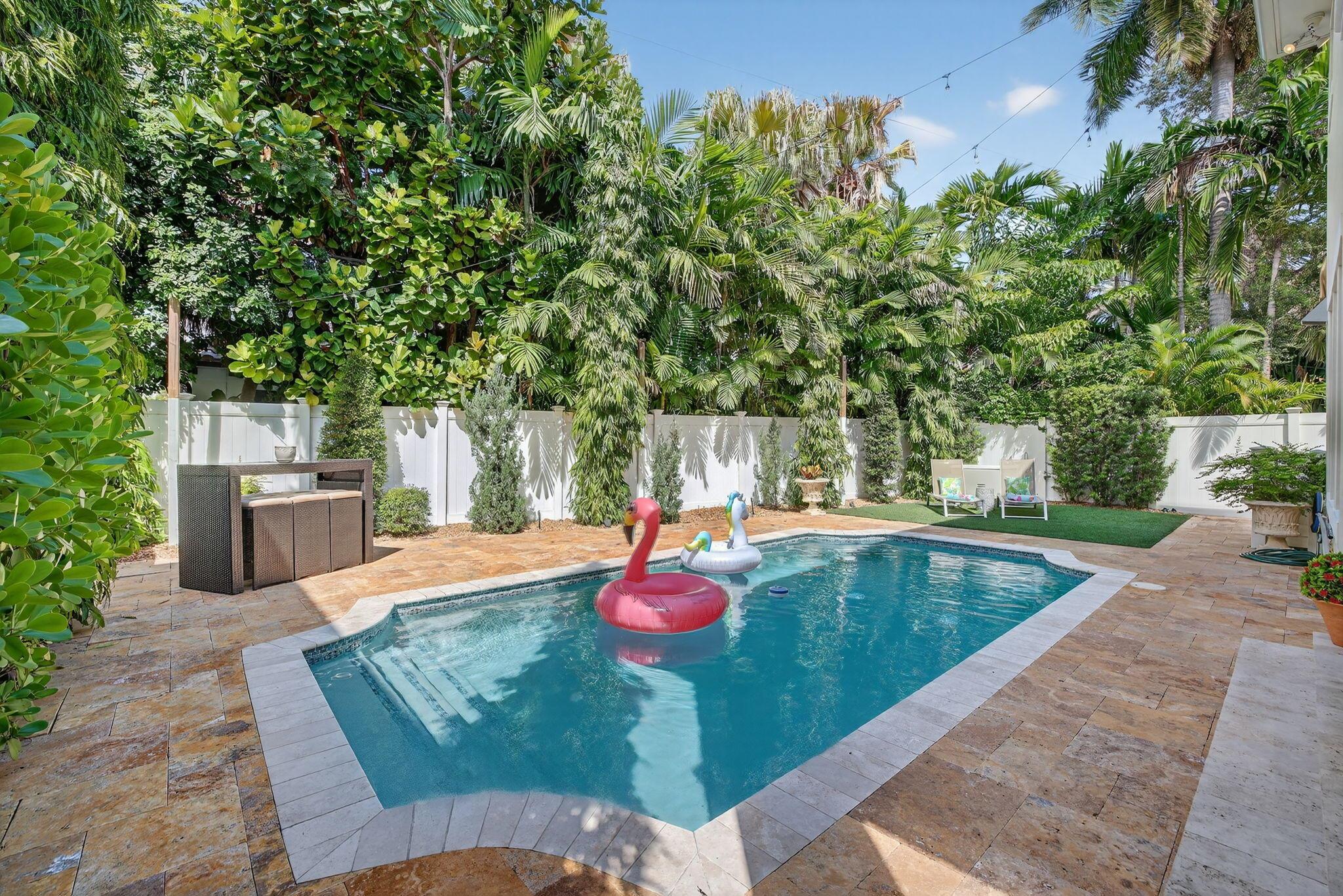 RIO VISTA C J HECTORS RES - Residential Lease