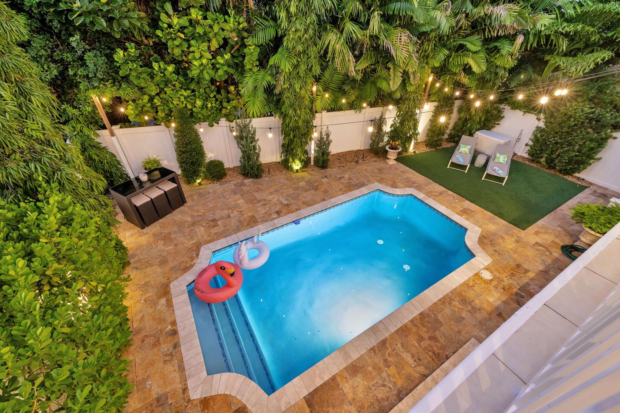 RIO VISTA C J HECTORS RES - Residential Lease