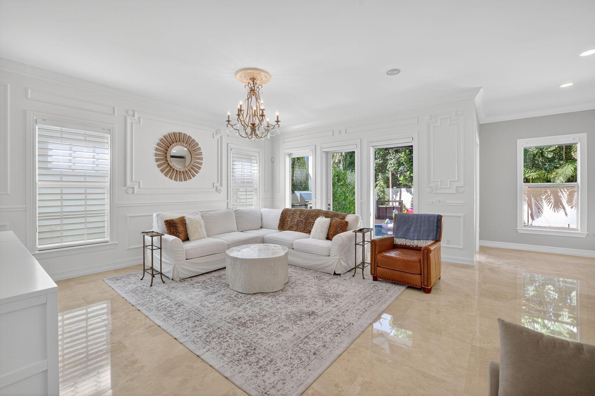 RIO VISTA C J HECTORS RES - Residential Lease