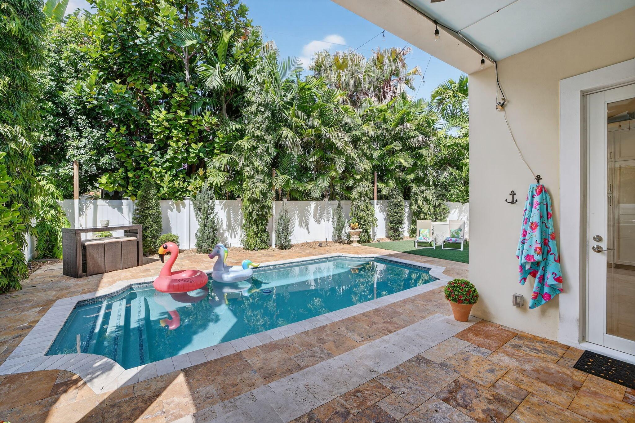 RIO VISTA C J HECTORS RES - Residential Lease