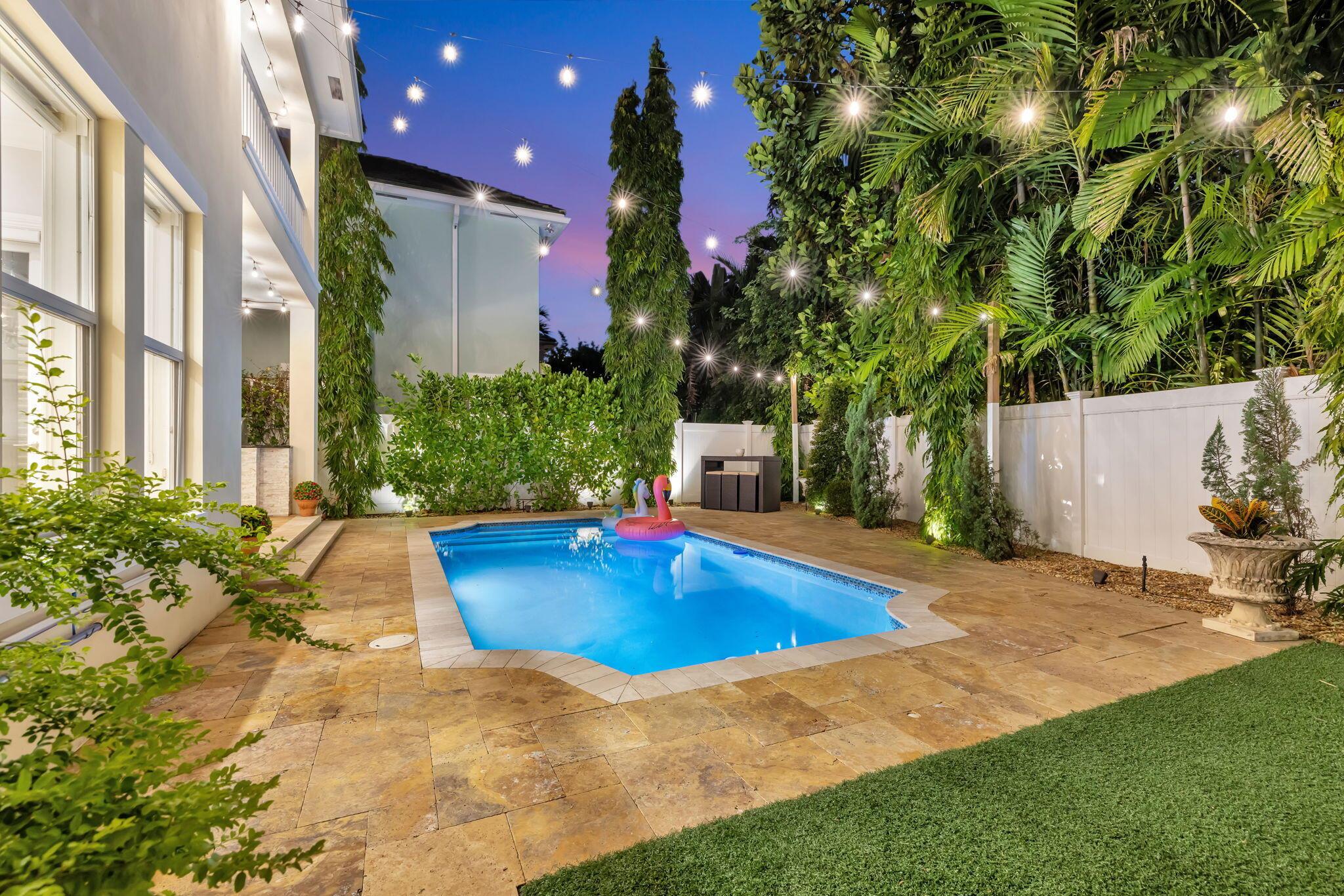 RIO VISTA C J HECTORS RES - Residential Lease