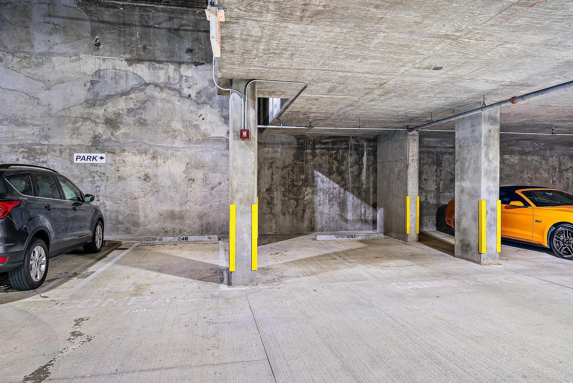 610 CLEMATIS CONDO - Residential Lease