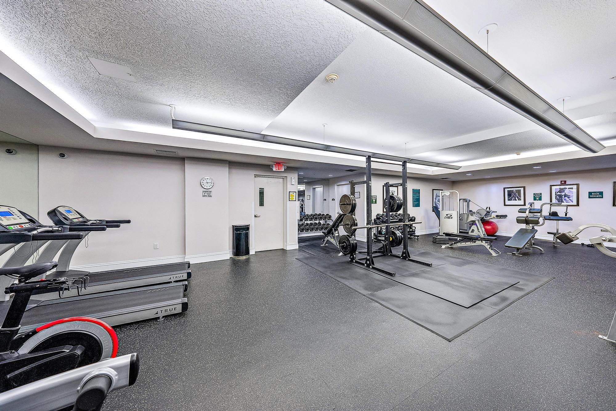 610 CLEMATIS CONDO - Residential Lease