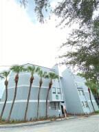 PRESIDENTIAL GOLFVIEW CON - Residential