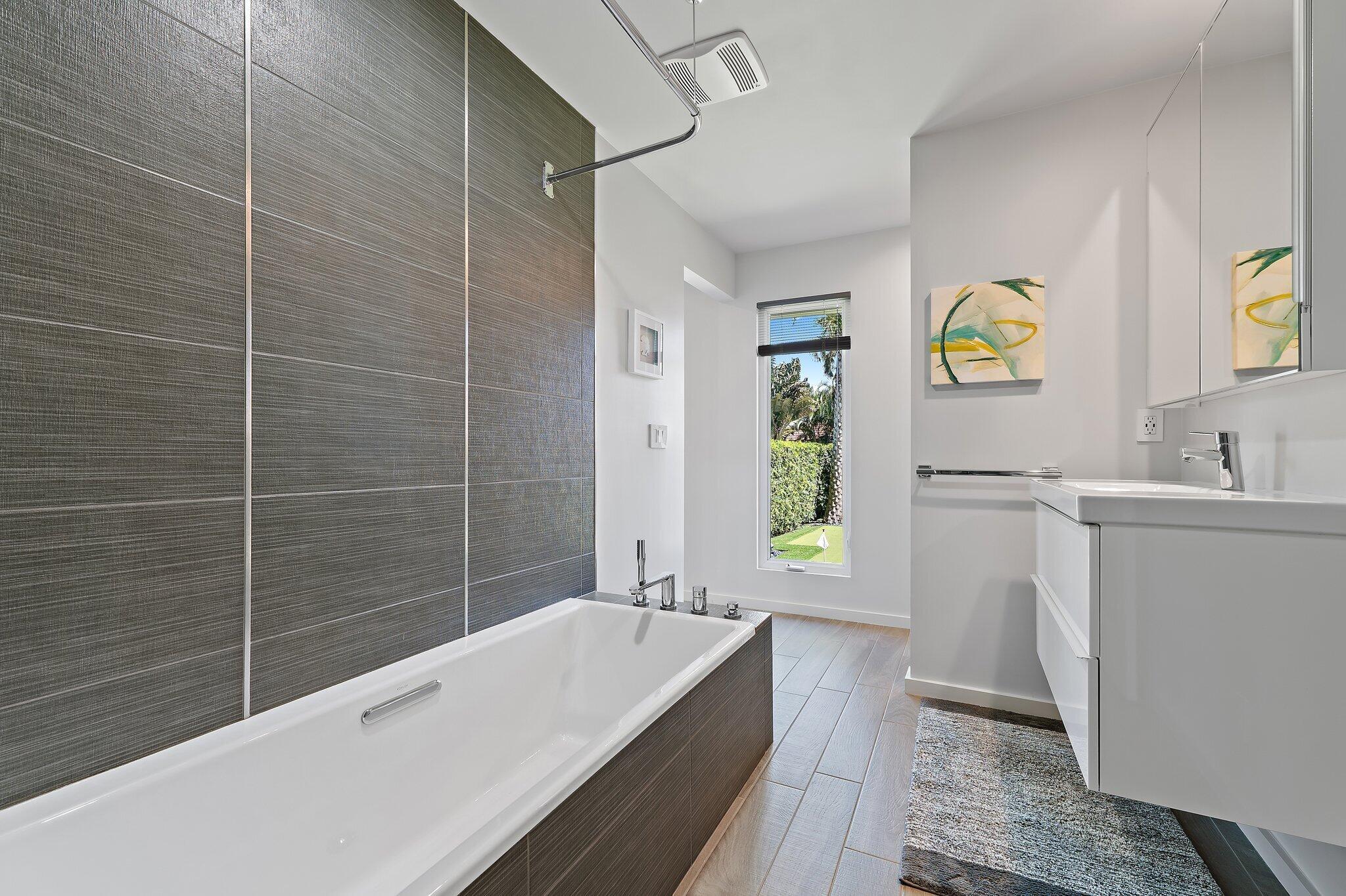 OLYMPUS - Residential