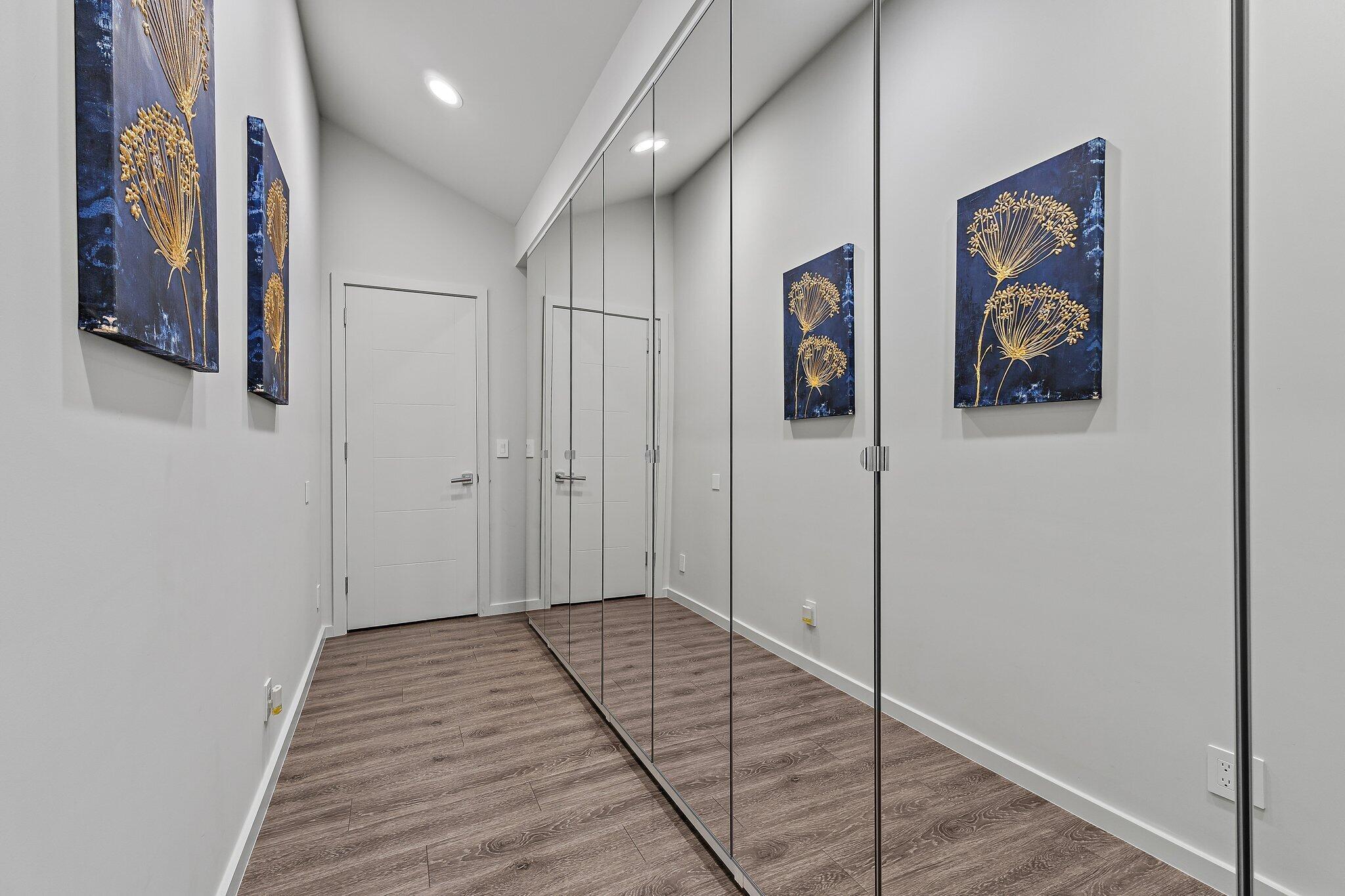 OLYMPUS - Residential