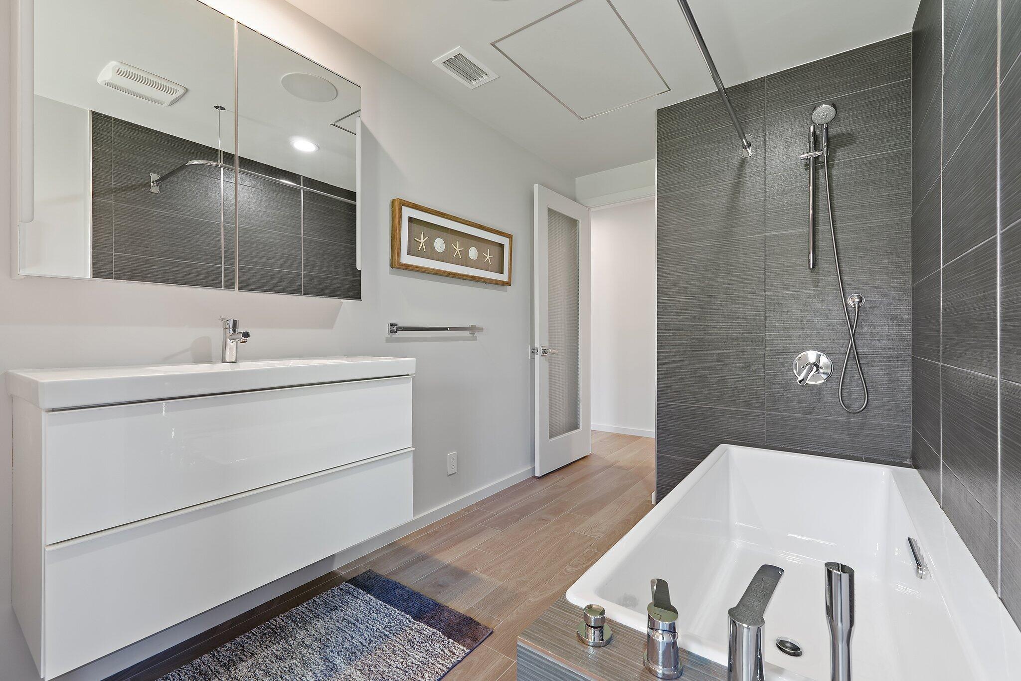 OLYMPUS - Residential