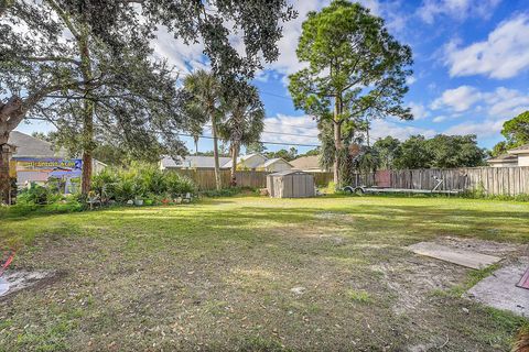 A home in Port St Lucie