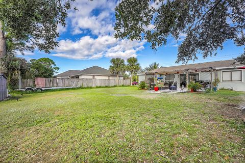 A home in Port St Lucie