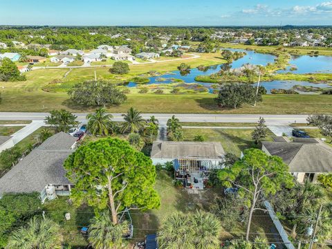 A home in Port St Lucie