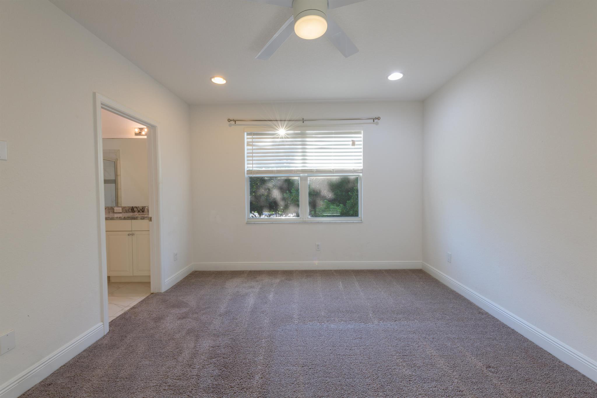 Vizcaya Falls - Residential