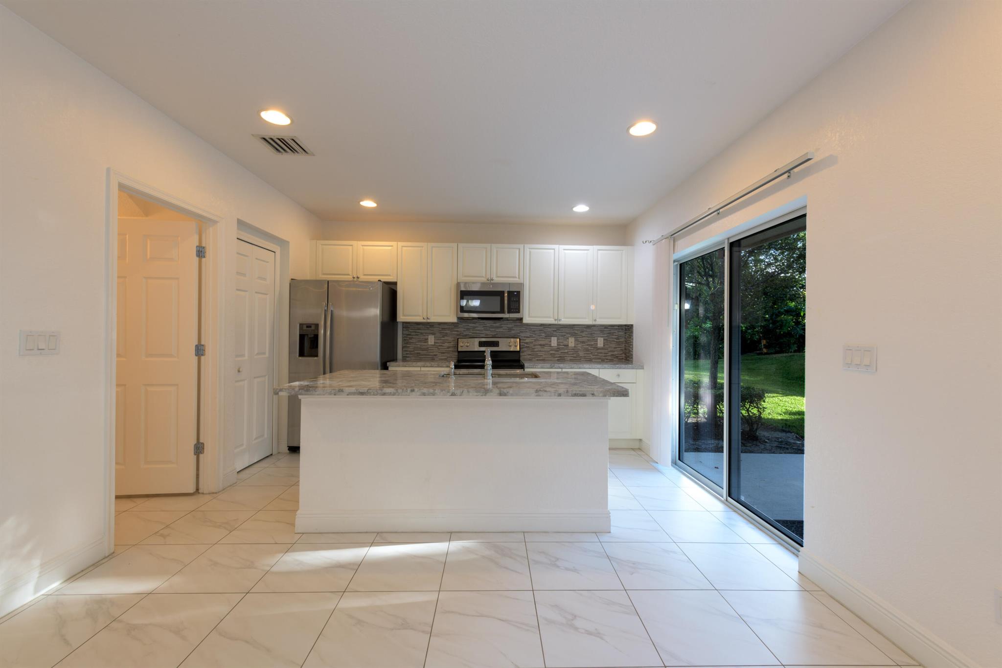 Vizcaya Falls - Residential