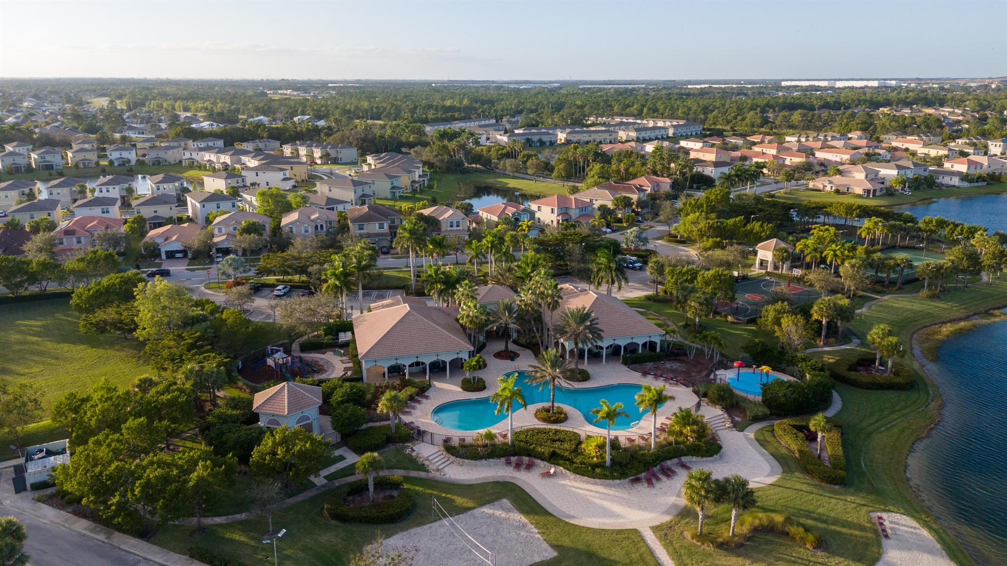 Vizcaya Falls - Residential